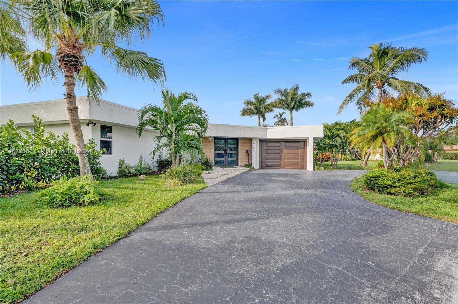 Real estate property located at 6106 Royal Poinciana Ln, Broward, WOODLANDS SEC EIGHT, Tamarac, FL