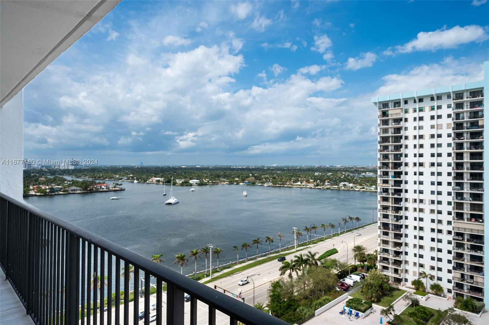 Real estate property located at 1201 Ocean Dr #1807S, Broward, SUMMIT CONDO, Hollywood, FL