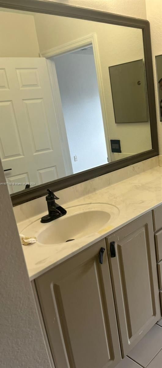 Real estate property located at 17345 7th Ave #805 ( 105 ), Miami-dade, Solabella Condo, Miami Gardens, FL