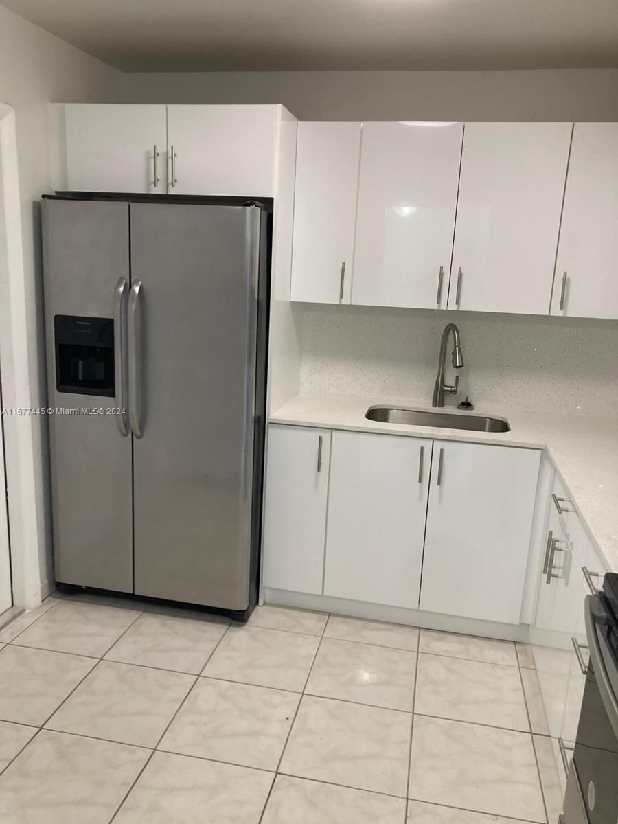 Real estate property located at 15225 6th Ave B312, Miami-dade, Ola Condo, Miami, FL