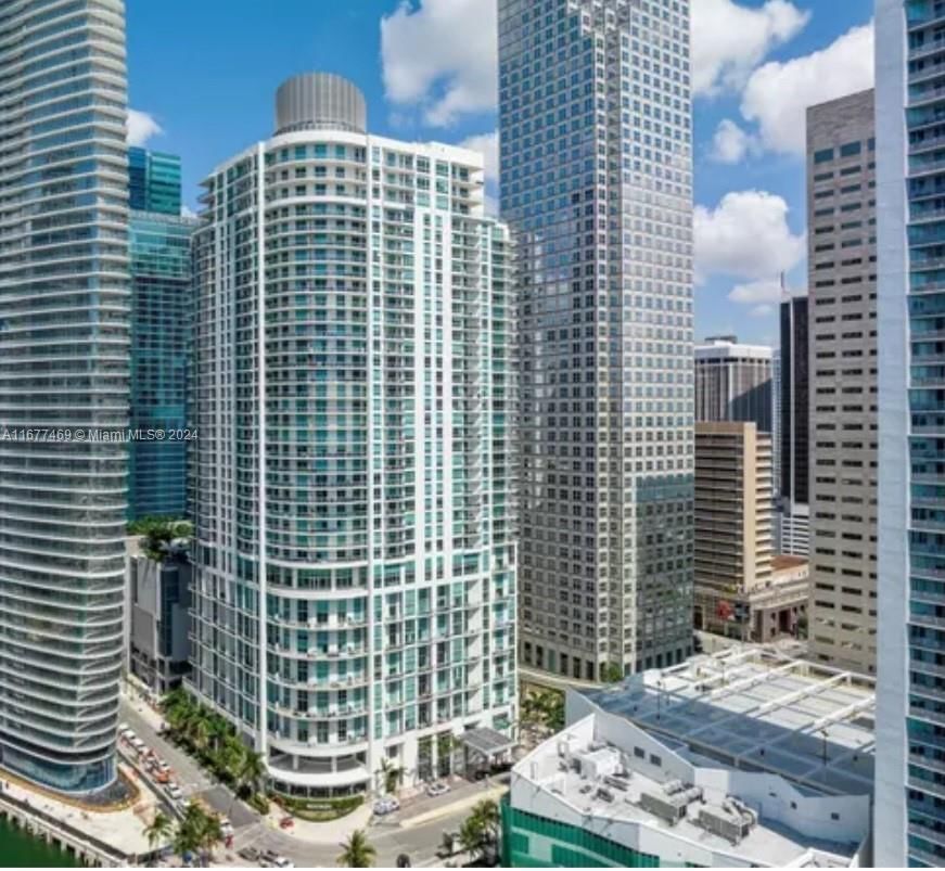 Real estate property located at 300 Biscayne Blvd T-3516, Miami-Dade, MET 1 CONDO, Miami, FL