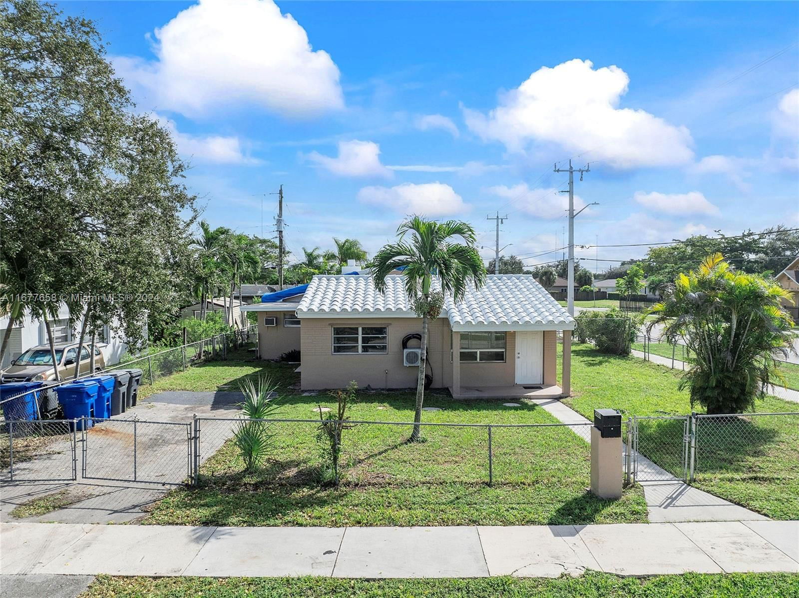 Real estate property located at 5666 Mayo St, Broward, WASHINGTON PARK HALLANDAL, Hollywood, FL