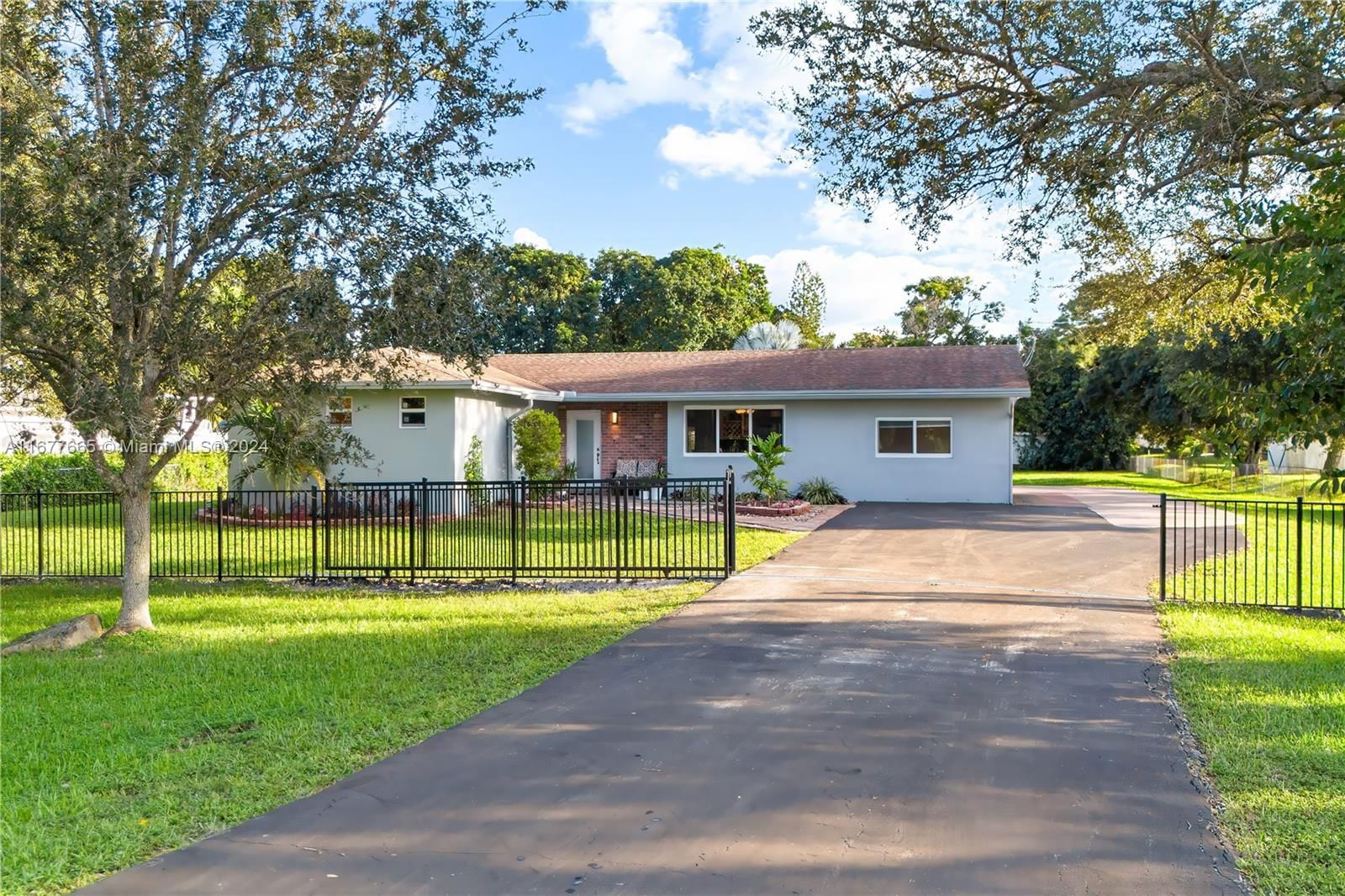 Real estate property located at 13390 26th St, Broward, FLA FRUIT LANDS CO SUB NO, Davie, FL