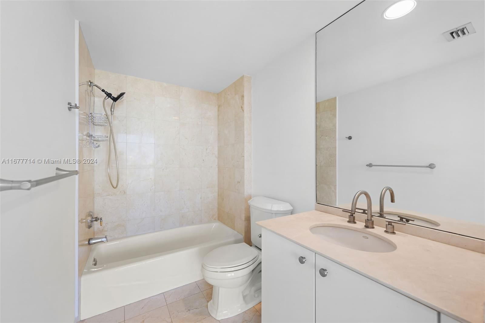 Real estate property located at 19333 Collins Ave #2703, Miami-dade, Ocean One Condo, Sunny Isles Beach, FL