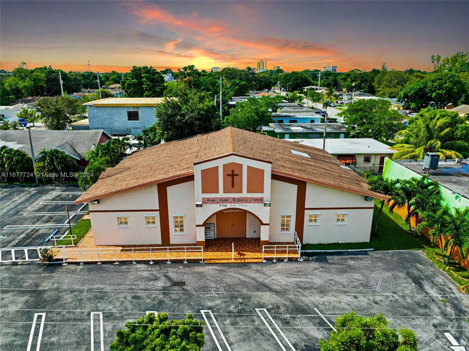 Real estate property located at 5176 17th Ave, Miami-Dade, Miami, FL