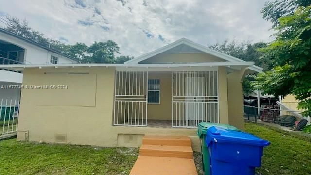 Real estate property located at 146 70th St, Miami-Dade, DUPONT SQUARE, Miami, FL