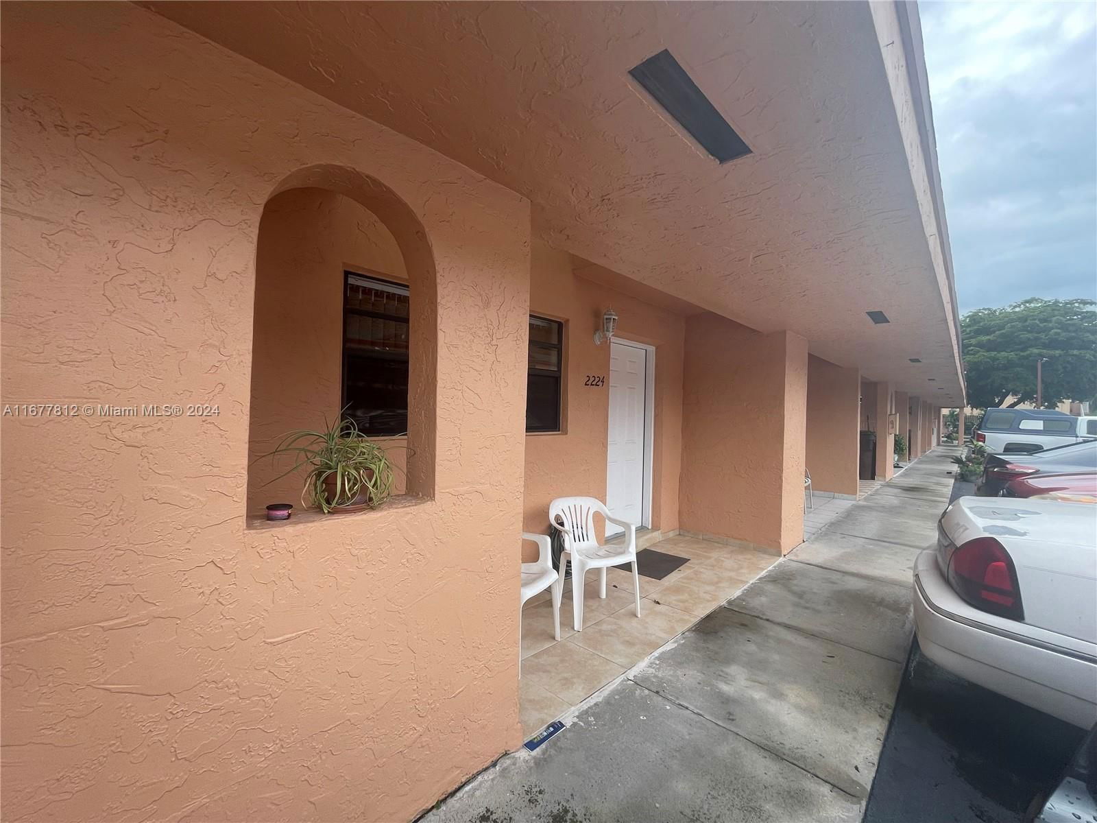 Real estate property located at 2224 53rd Pl #2224, Miami-Dade, SANTAMARIA ESTATES CONDO, Hialeah, FL