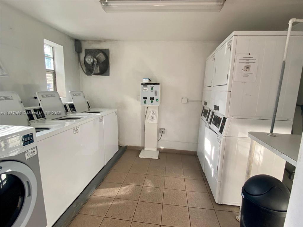 Real estate property located at 251 Galen Dr #204E, Miami-dade, Key Biscayne Vi Condo, Key Biscayne, FL