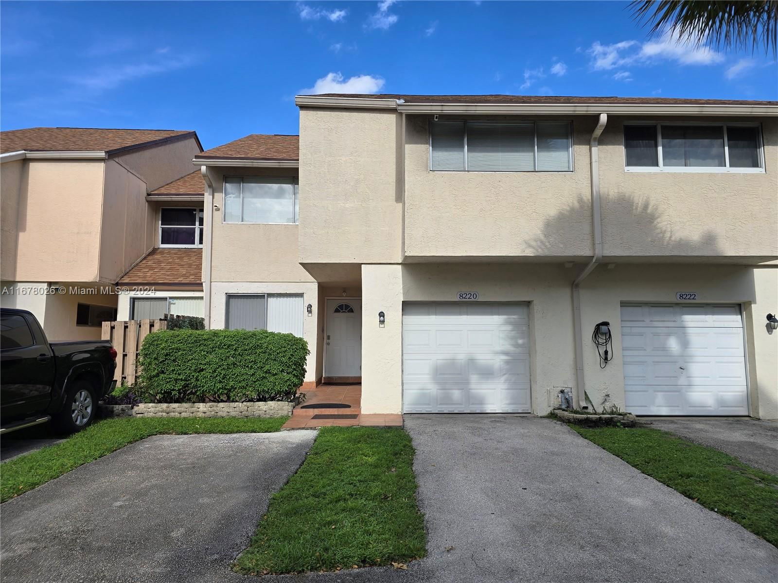 Real estate property located at 8220 8th St #5, Broward, TOWNHOUSES AT JACARANDA C, Plantation, FL