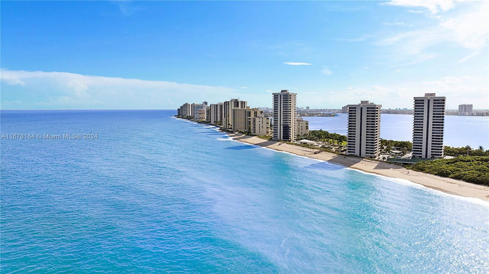 Real estate property located at 5550 Ocean Drive #8B, Palm Beach, WATER GLADES CONDO, Singer Island, FL