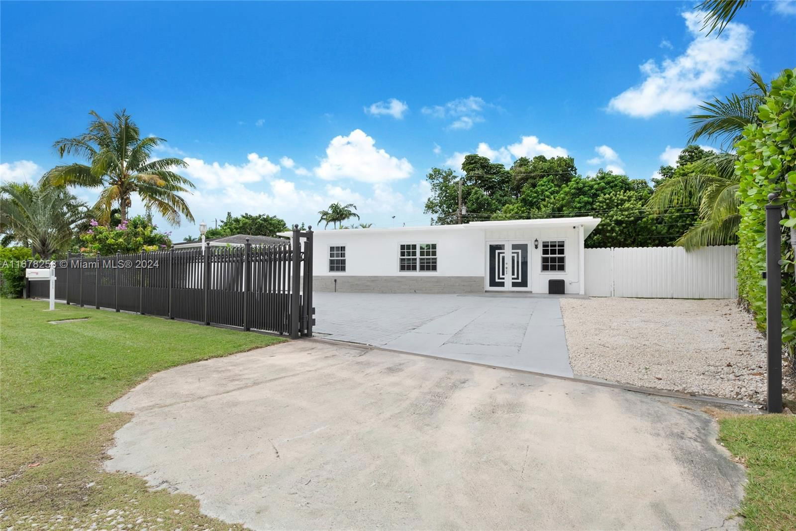 Real estate property located at 28920 Louisiana Rd, Miami-Dade, LEISURE CITY SEC 2, Homestead, FL