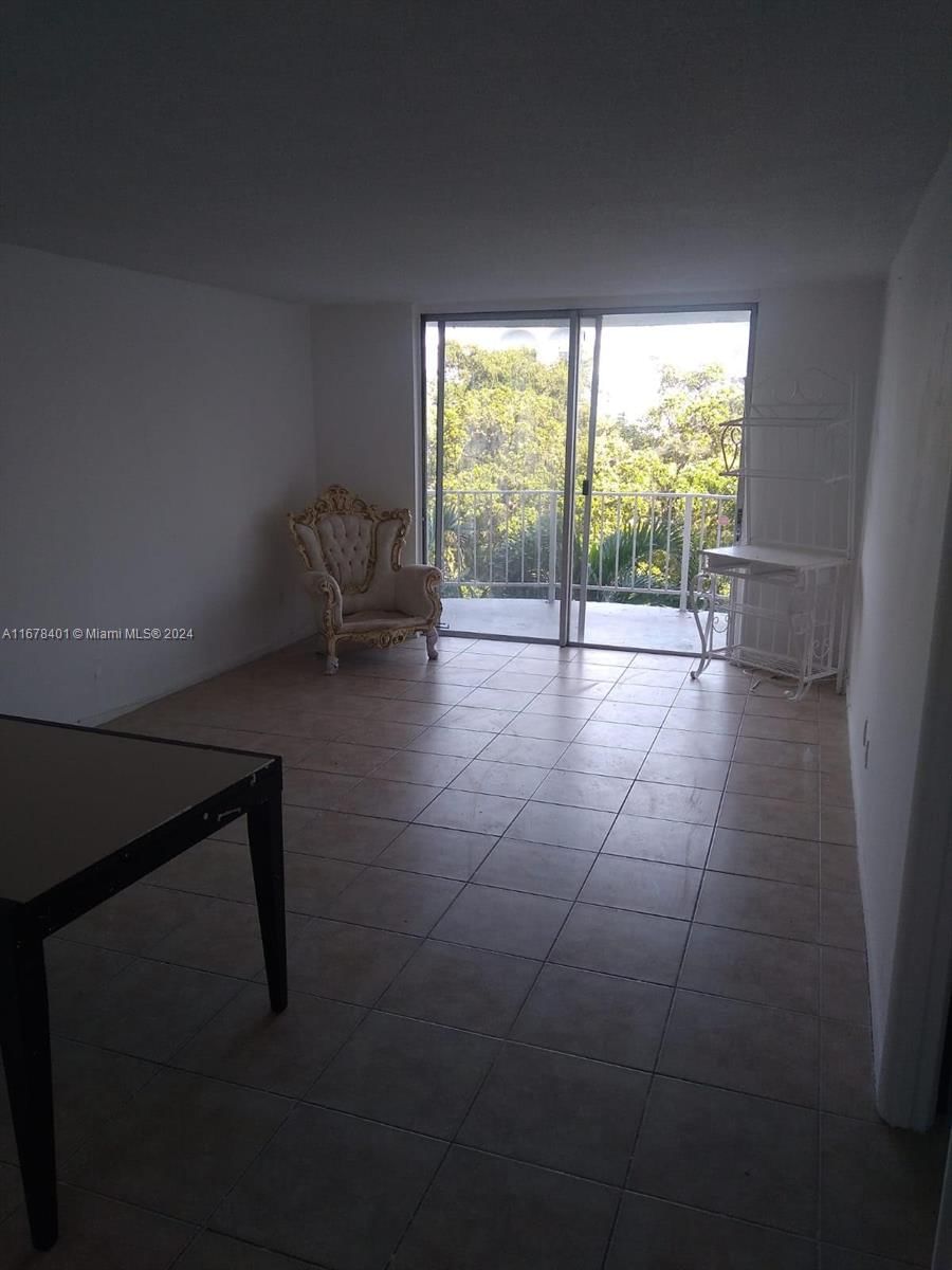 Real estate property located at 496 165th St Rd D-410, Miami-Dade, MONTECARLO CONDO, Miami, FL