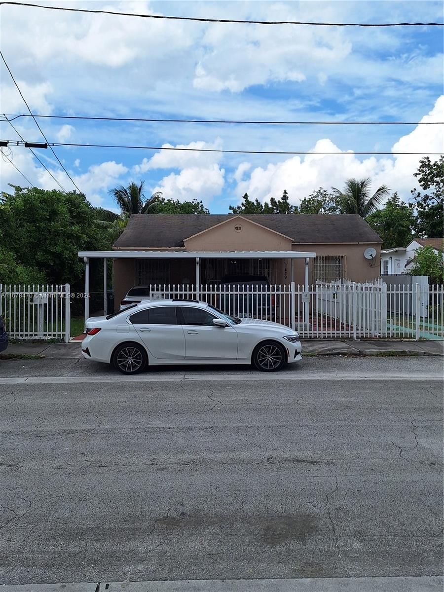 Real estate property located at 1439 26th St, Miami-Dade, EVERGREEN GARDENS, Miami, FL