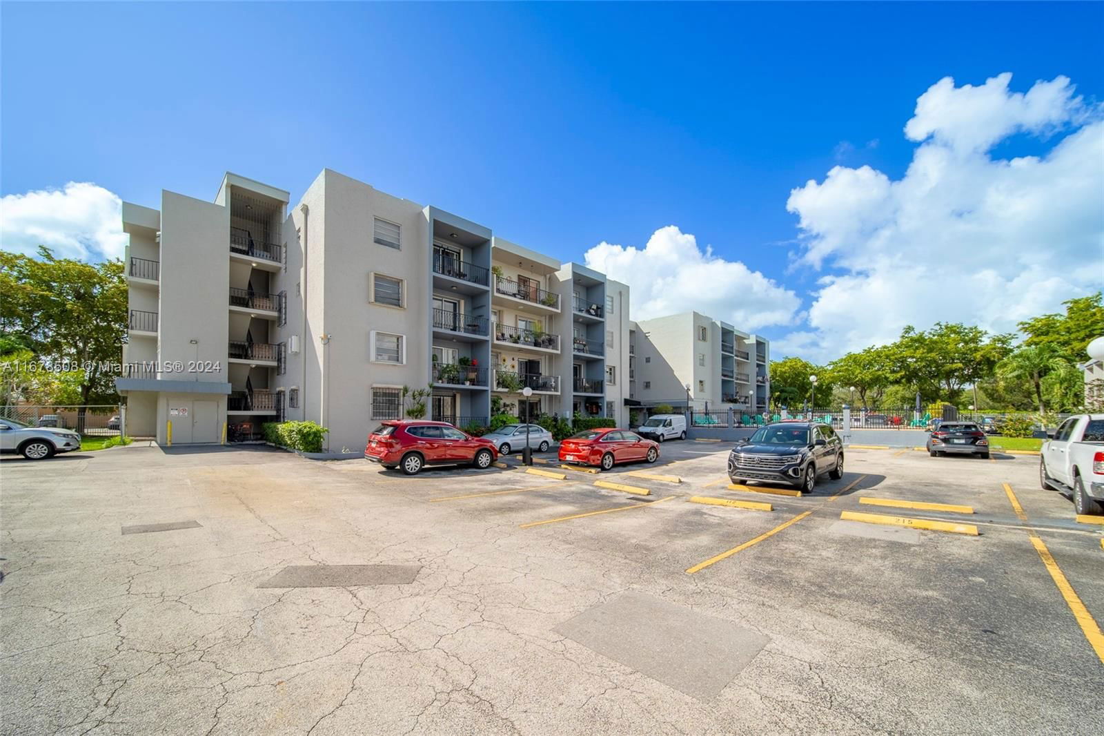 Real estate property located at 3181 13th St #401, Miami-Dade, ALCALA PLAZA CONDO, Miami, FL