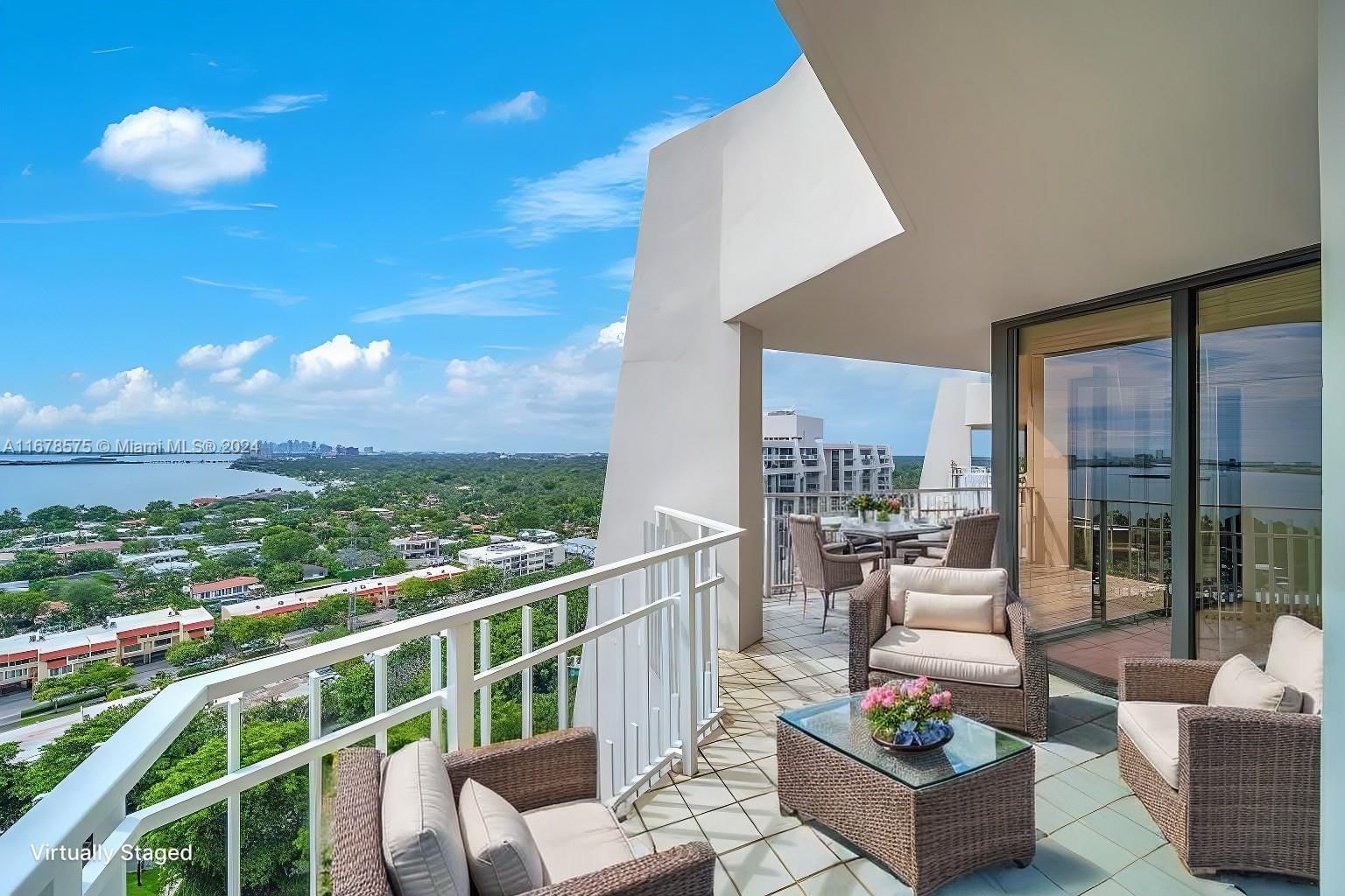 Real estate property located at 1000 Quayside Ter TS-10, Miami-Dade, TOWERS OF QUAYSIDE CONDO, Miami, FL