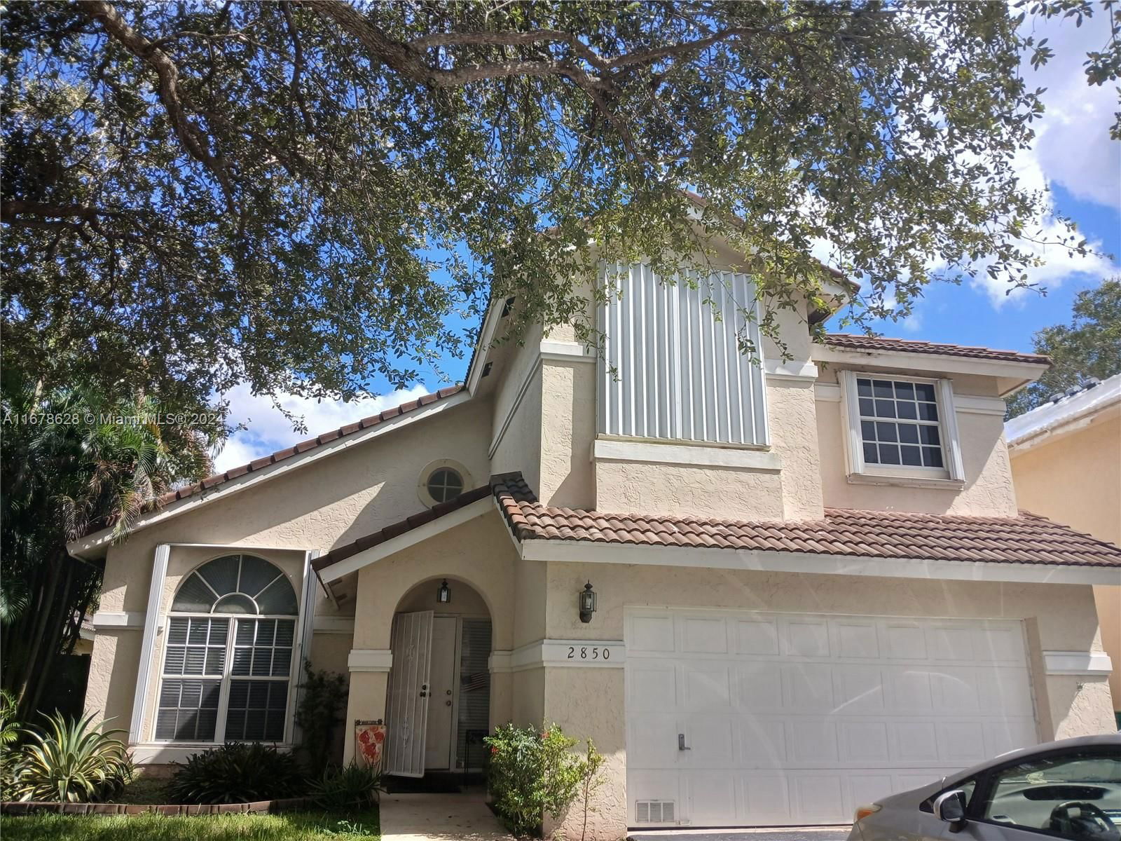 Real estate property located at 2850 68th Ln, Broward, HOLIDAY SPRINGS EAST, Margate, FL