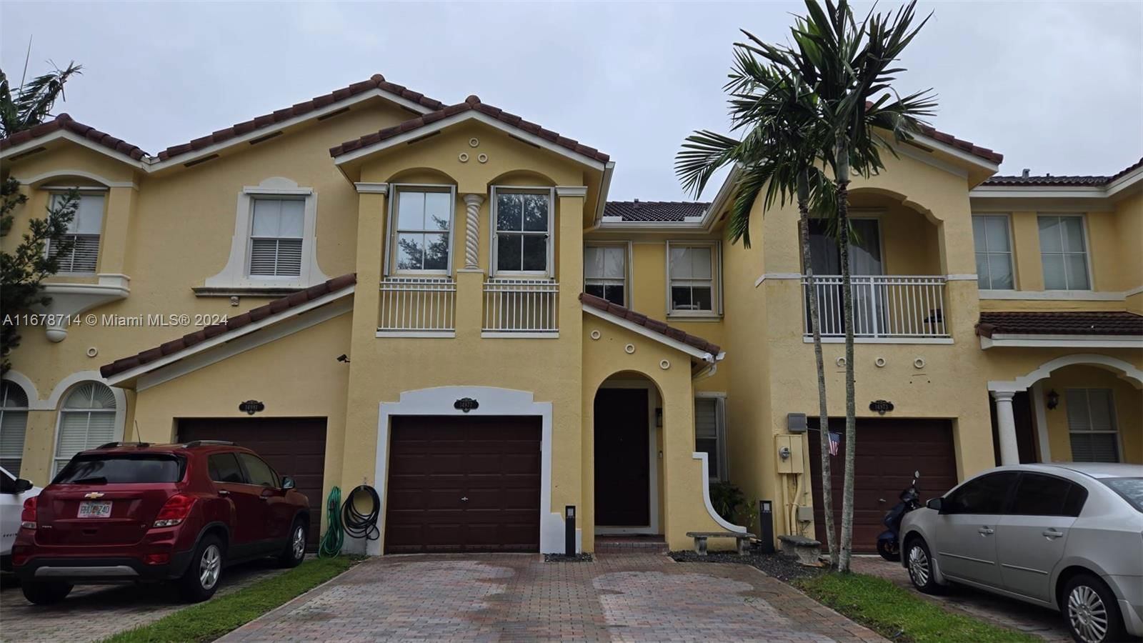 Real estate property located at 14977 8th Ter #14977, Miami-Dade, GRAND LAKES PHASE I, Miami, FL