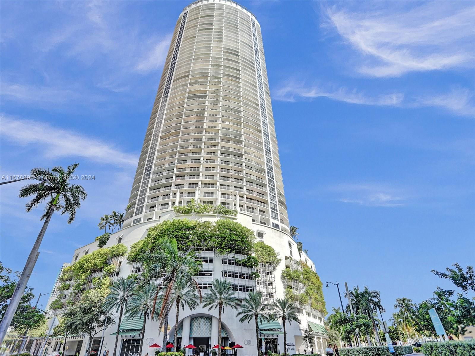 Real estate property located at 1750 Bayshore Dr #5412, Miami-Dade, OPERA TOWER CONDO, Miami, FL