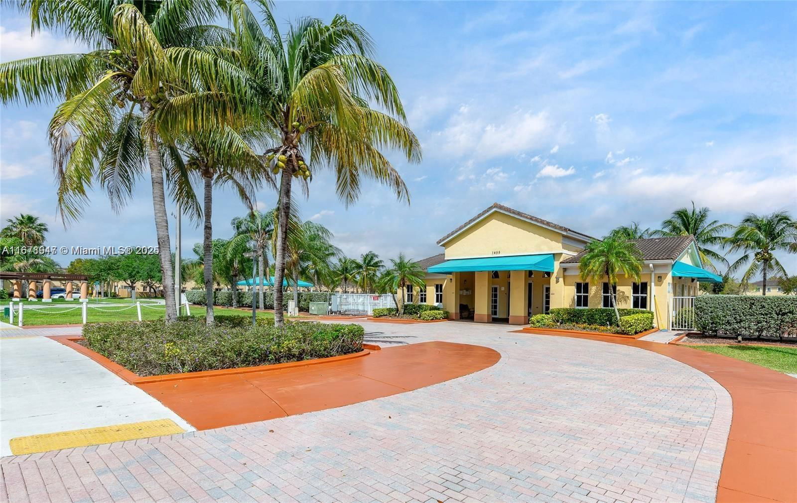 Real estate property located at 1538 24th Ct #213, Miami-dade, Shoma Townhomes At Keysco, Homestead, FL