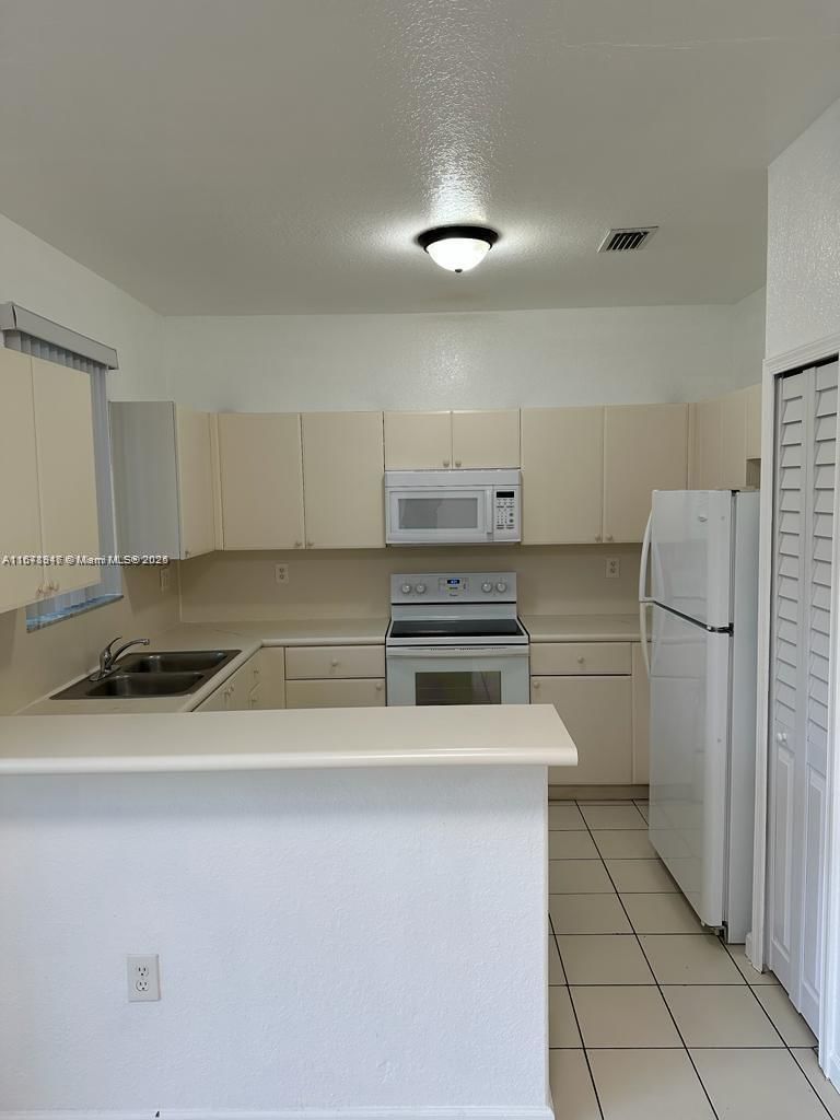 Real estate property located at 1538 24th Ct #213, Miami-dade, Shoma Townhomes At Keysco, Homestead, FL