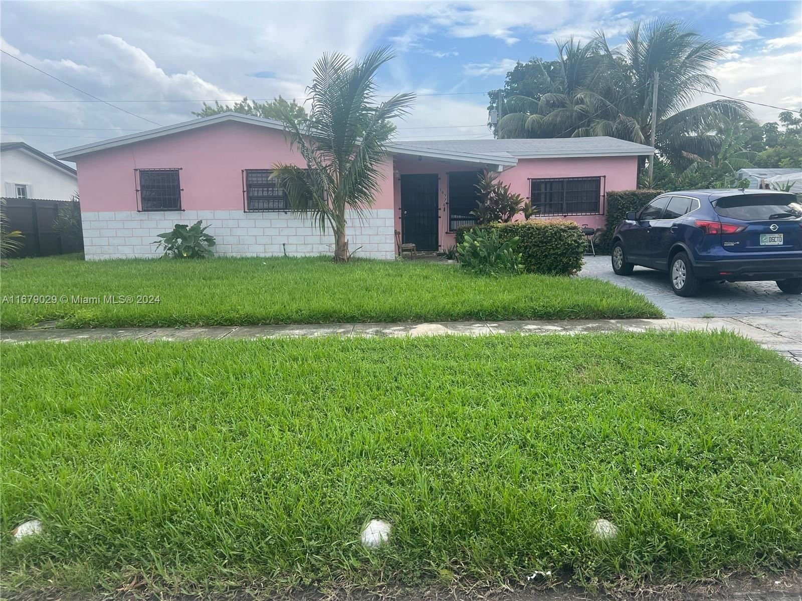 Real estate property located at 10770 221st St, Miami-Dade, LINCOLN ESTS, Miami, FL