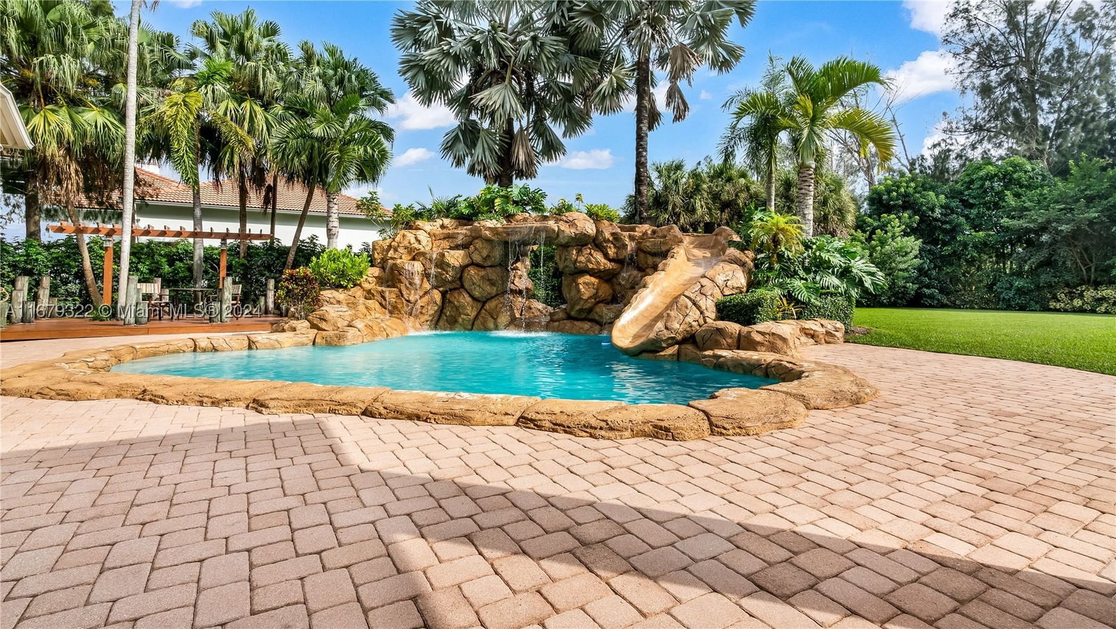 Real estate property located at 12854 Stonebrook Dr, Broward, Kapok Grove Estates, Davie, FL