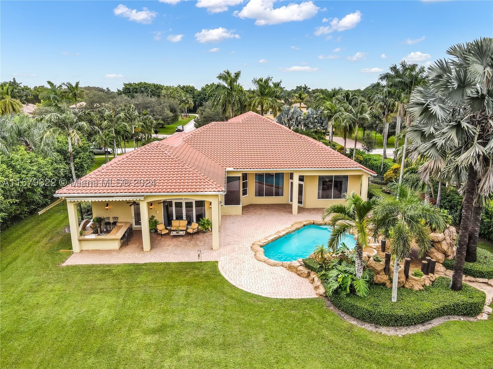 Real estate property located at 12854 Stonebrook Dr, Broward, Kapok Grove Estates, Davie, FL