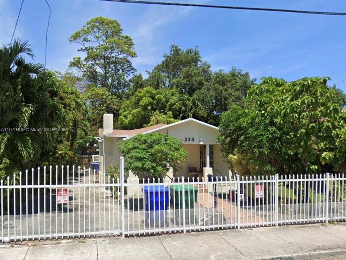 Real estate property located at 235 34th Ter, Miami-Dade, WYND WOOD PARK, Miami, FL