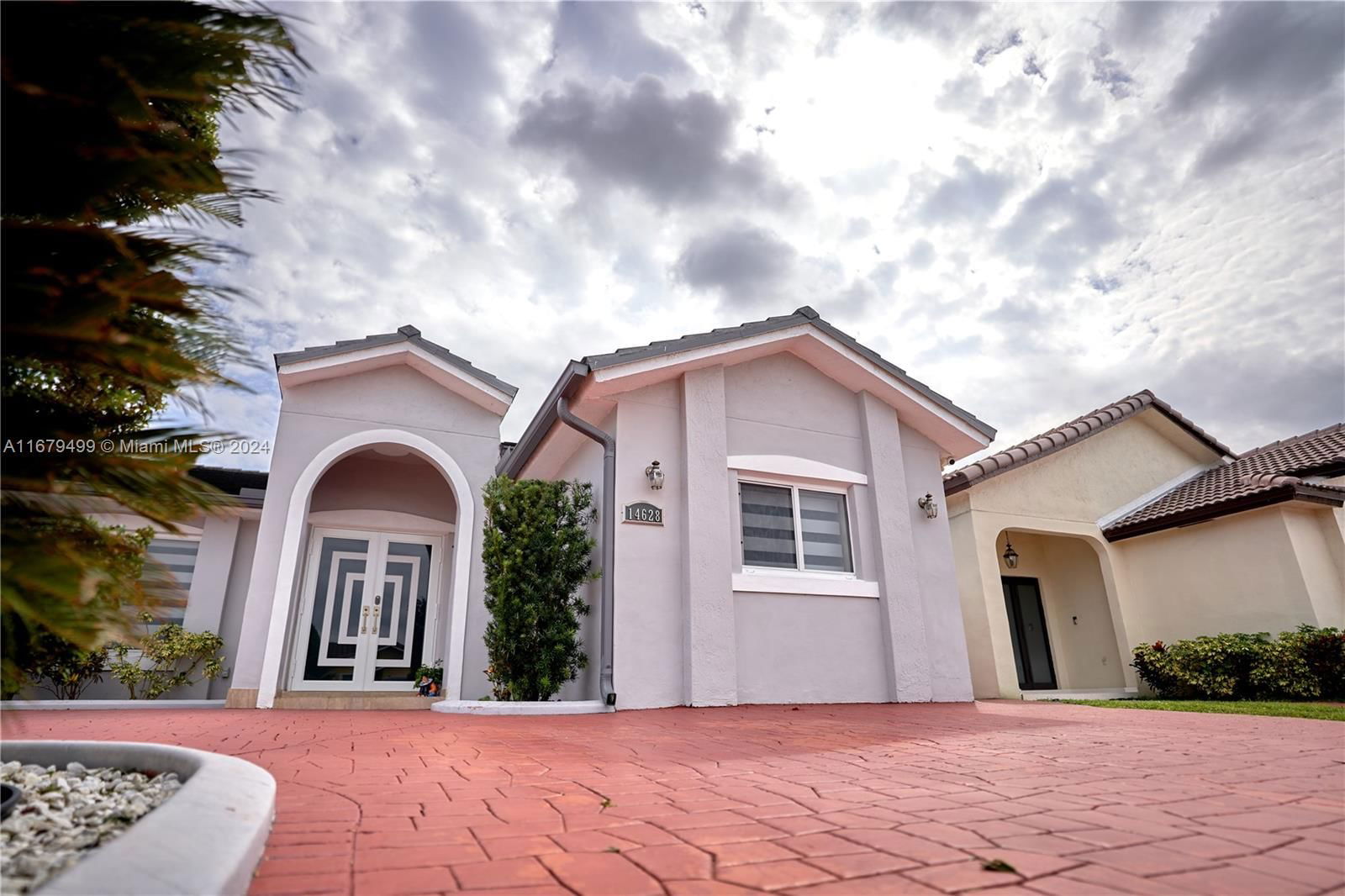 Real estate property located at 14628 50th St, Miami-Dade, BIRD LAKES SOUTH SEC 3, Miami, FL