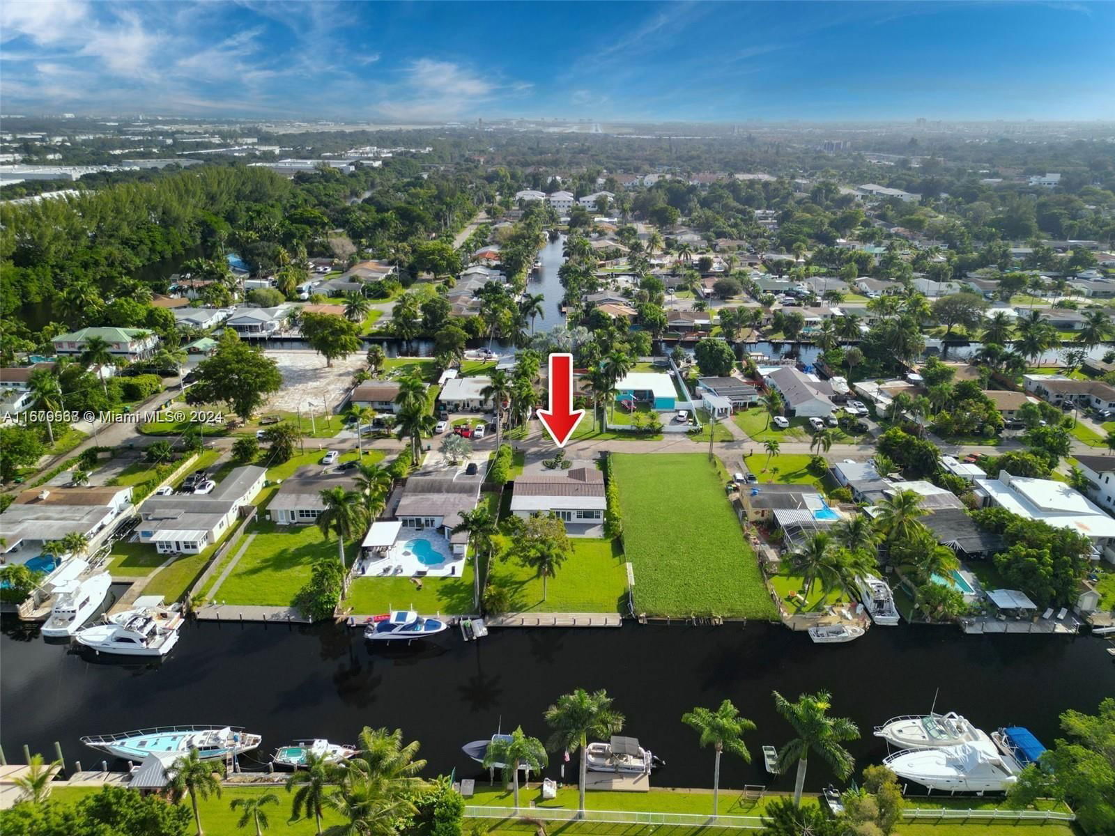 Real estate property located at 4481 34th Ter, Broward, DAVIS ISLES, Dania Beach, FL