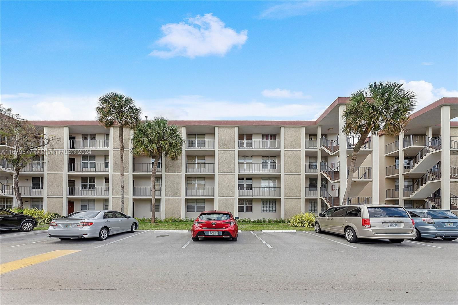 Real estate property located at 2650 49th Ave #421, Broward, CYPRESS CHASE CONDO NO 7, Lauderdale Lakes, FL