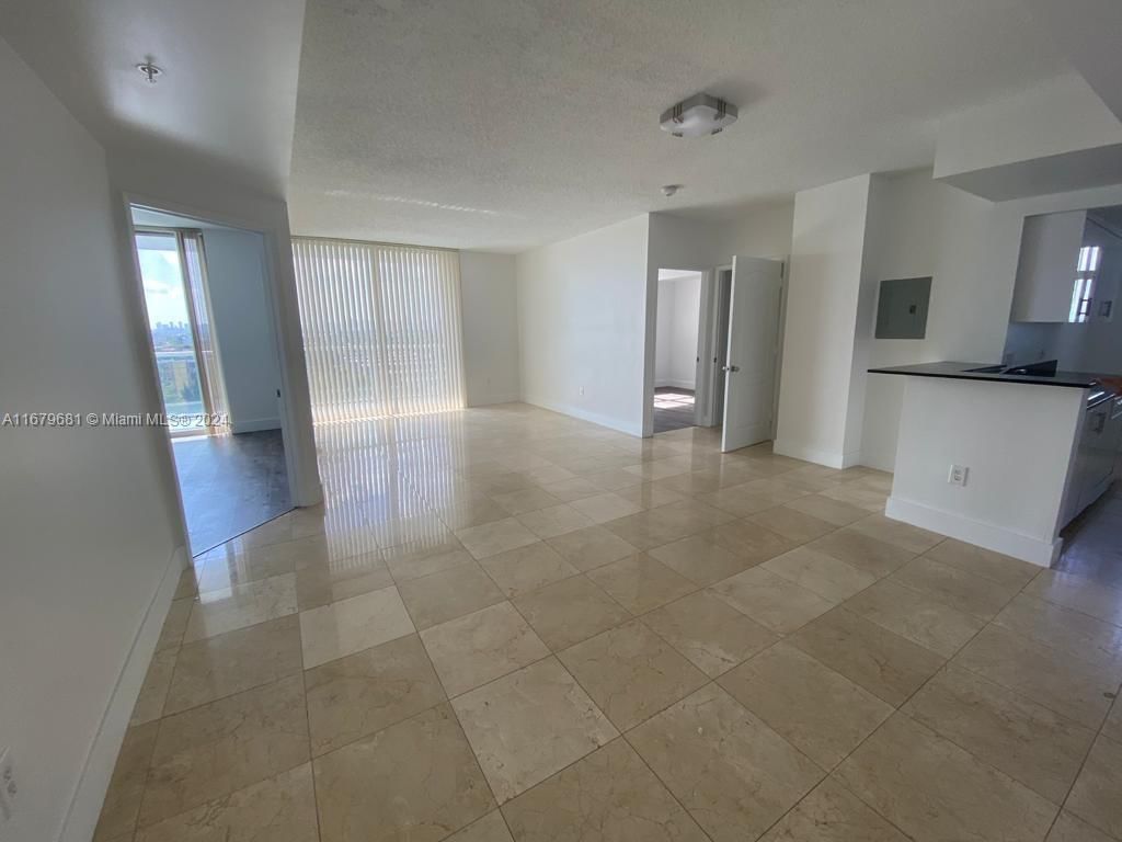 Real estate property located at 5077 7th St #1417, Miami-Dade, BLUE LAGOON CONDO, Miami, FL