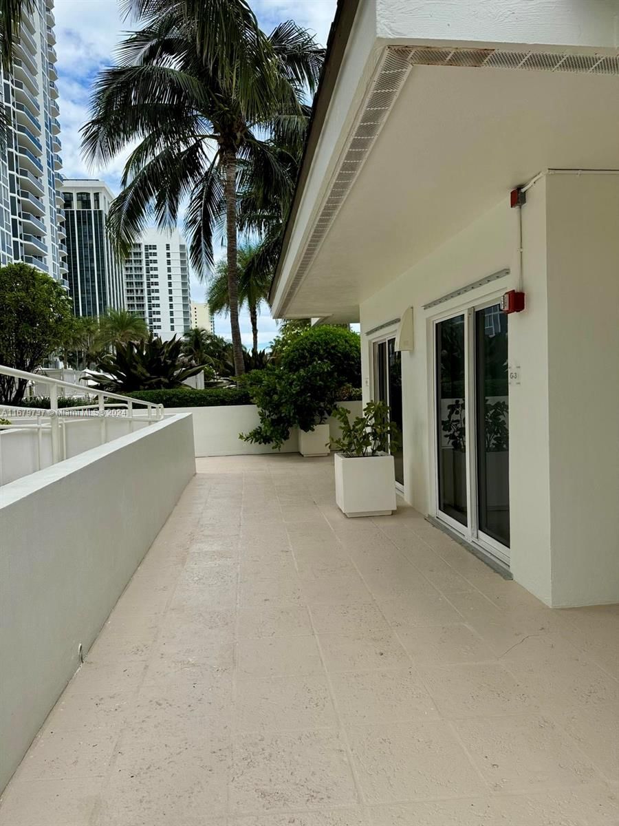 Real estate property located at 4775 Collins Ave CA-A3, Miami-Dade, GREEN DIAMOND CONDO, Miami Beach, FL