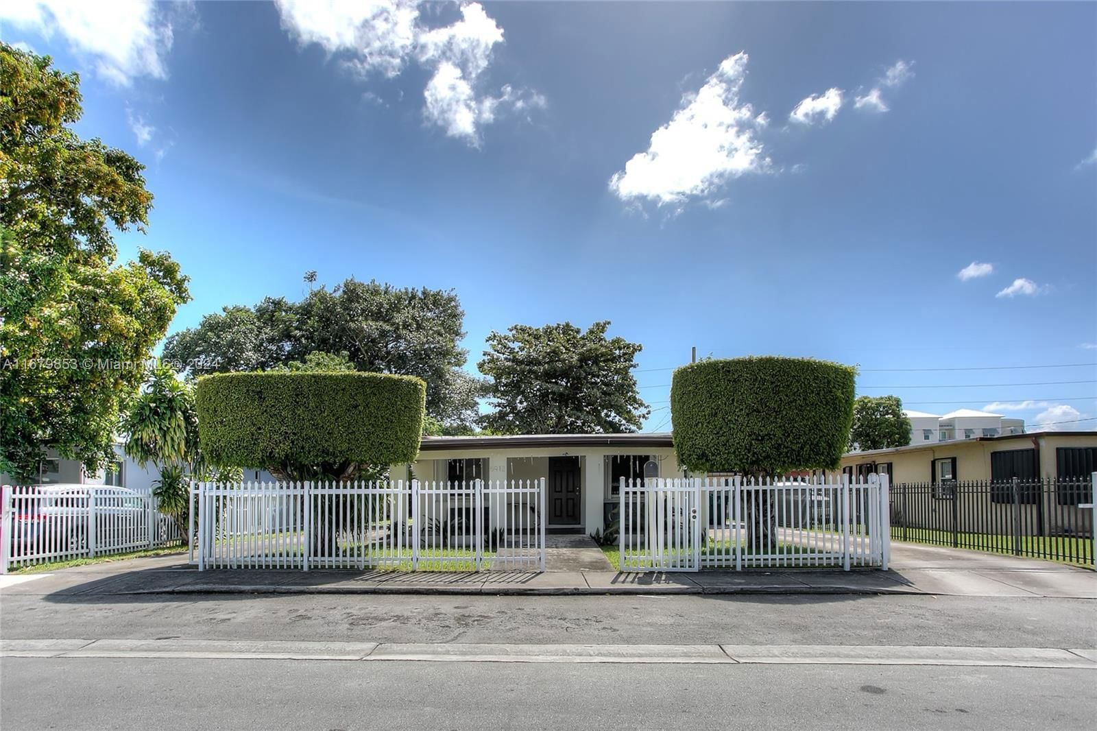 Real estate property located at 5912 63rd St, Miami-Dade, STORMPROOF SUB, South Miami, FL