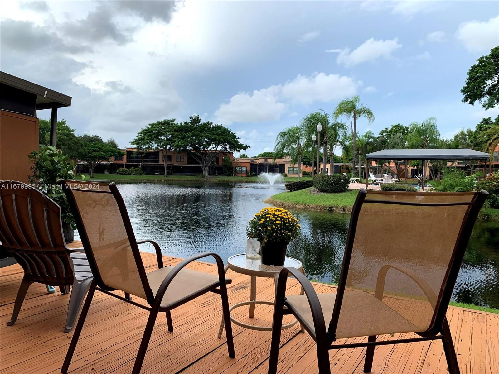 Real estate property located at 9725 New River Canal Rd #424, Broward, TRELLISES 4B CONDO, Plantation, FL