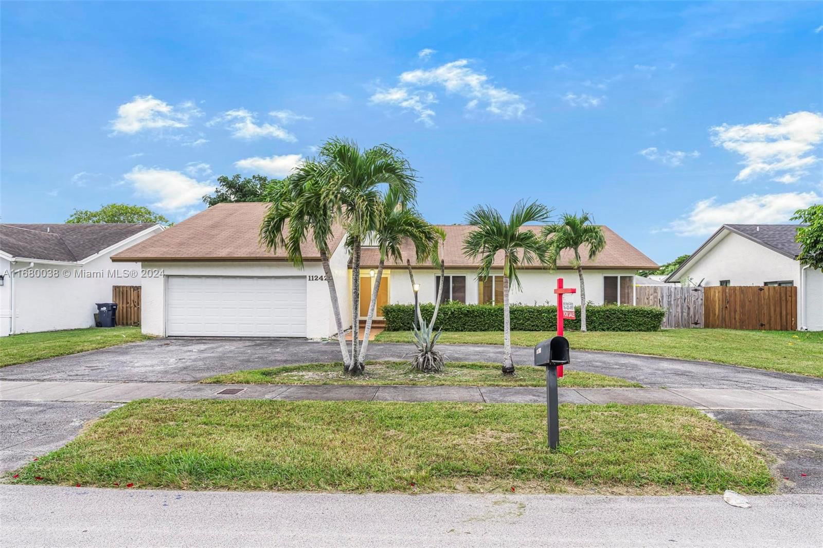 Real estate property located at 11242 129th Ct, Miami-Dade, LINDGREN CENTRAL, Miami, FL