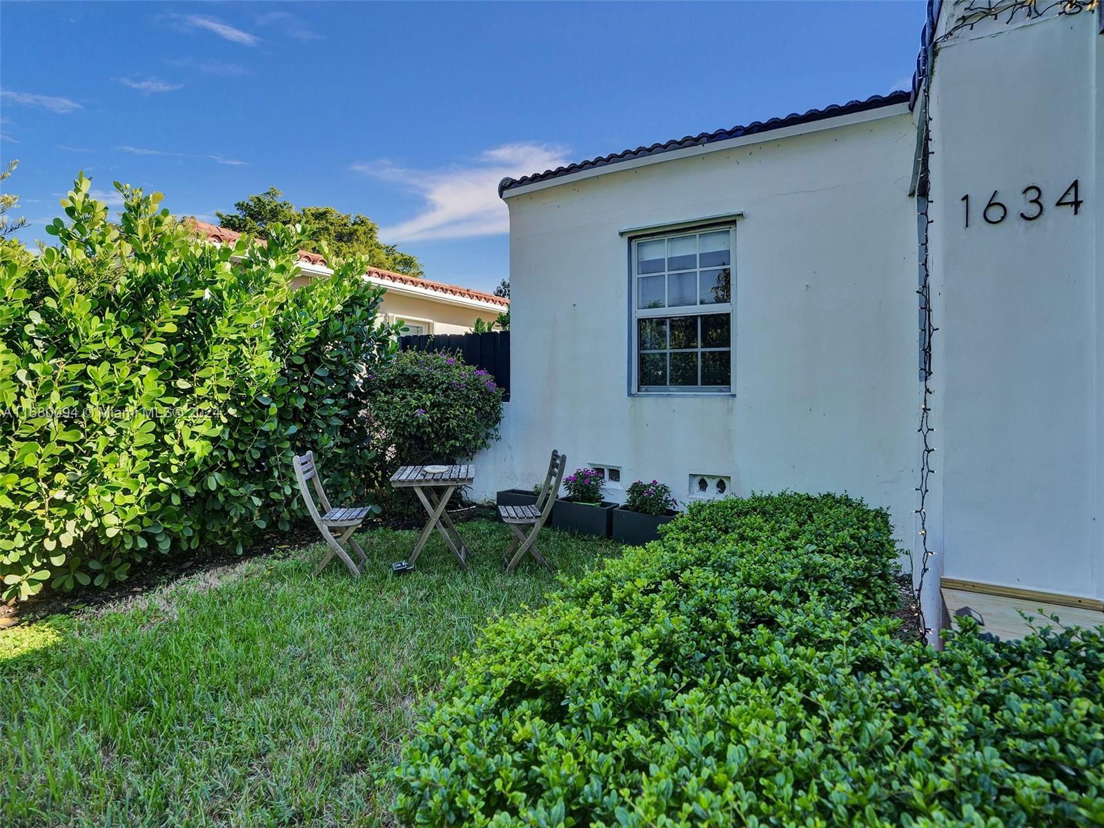 Real estate property located at 1634 Rodman St, Broward, Hollywood South Side Add, Hollywood, FL
