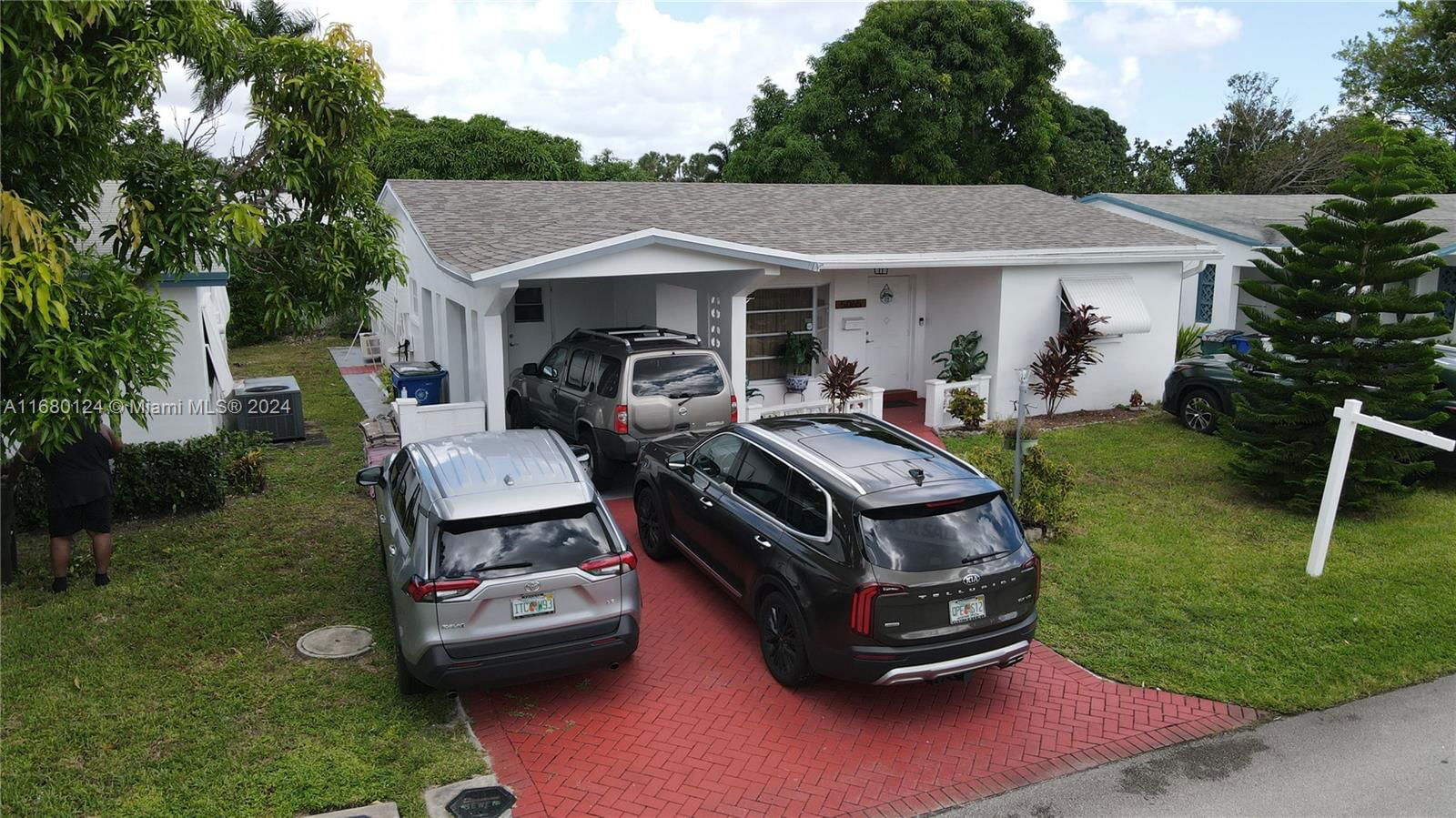 Real estate property located at 5065 43rd Ct, Broward, OAKLAND ESTATES 7TH SECTI, Lauderdale Lakes, FL