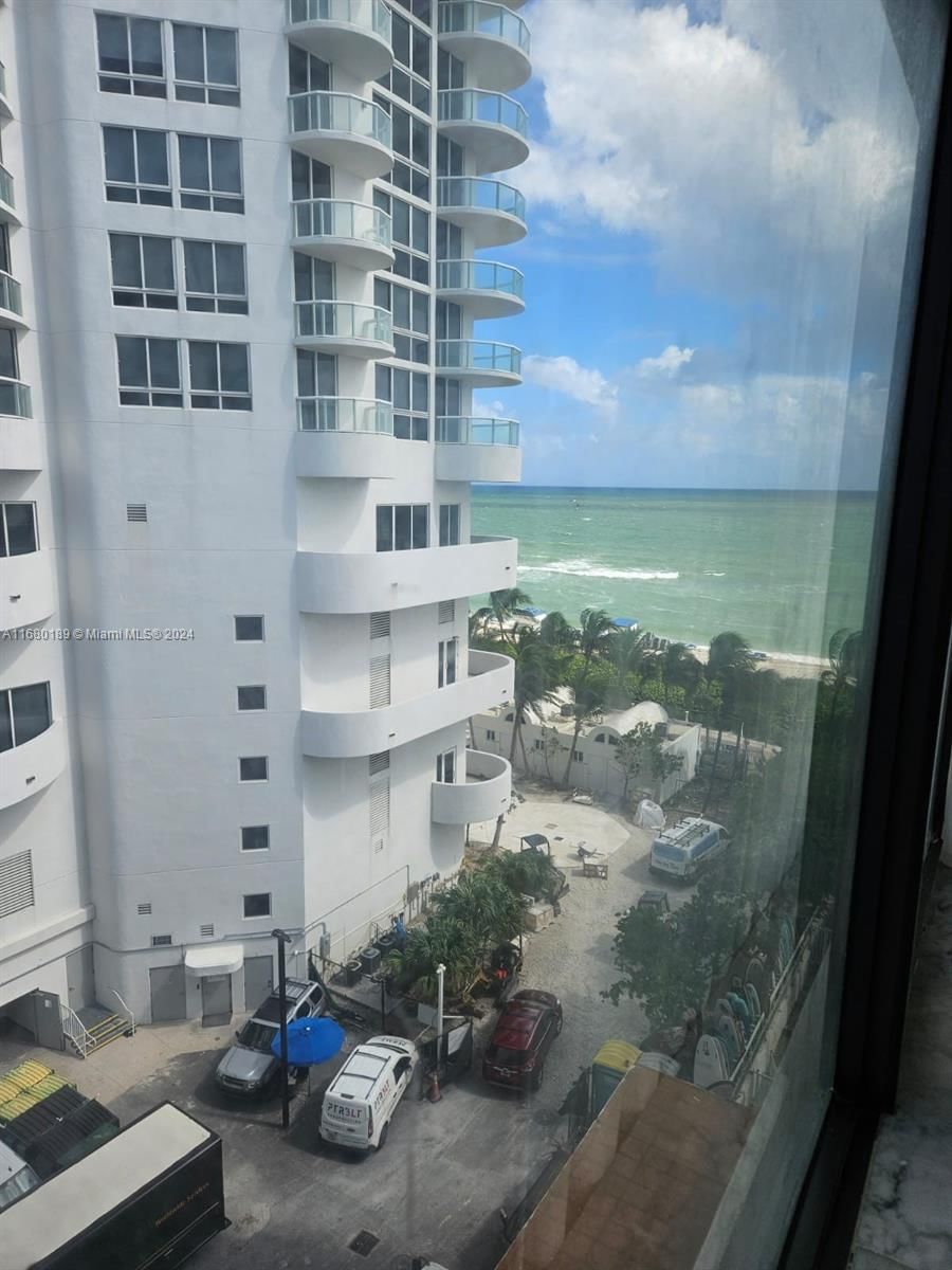 Real estate property located at 6345 Collins Ave #731, Miami-Dade, THE CASABLANCA CONDO, Miami Beach, FL