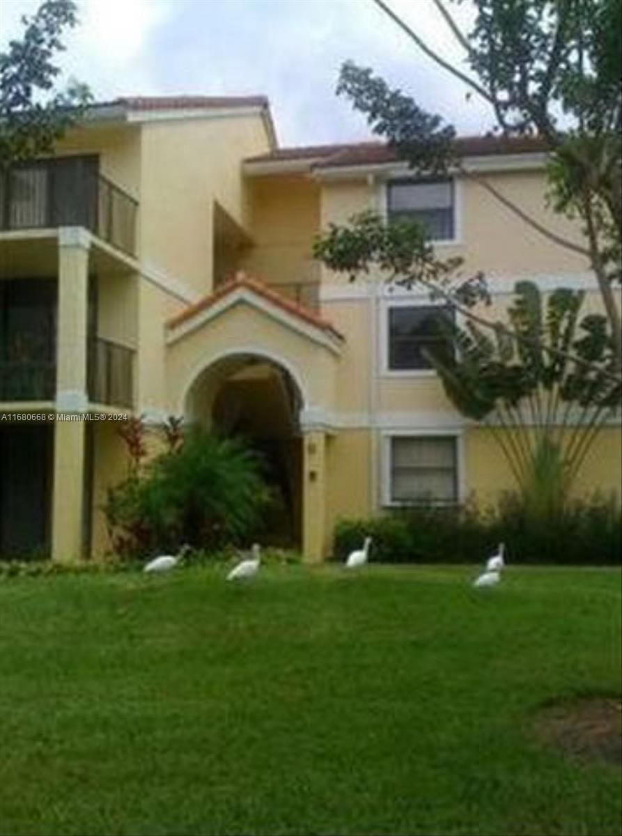 Real estate property located at 10135 Sunrise Blvd #103, Broward, GRAND MARQUIS CONDO HOMES, Plantation, FL