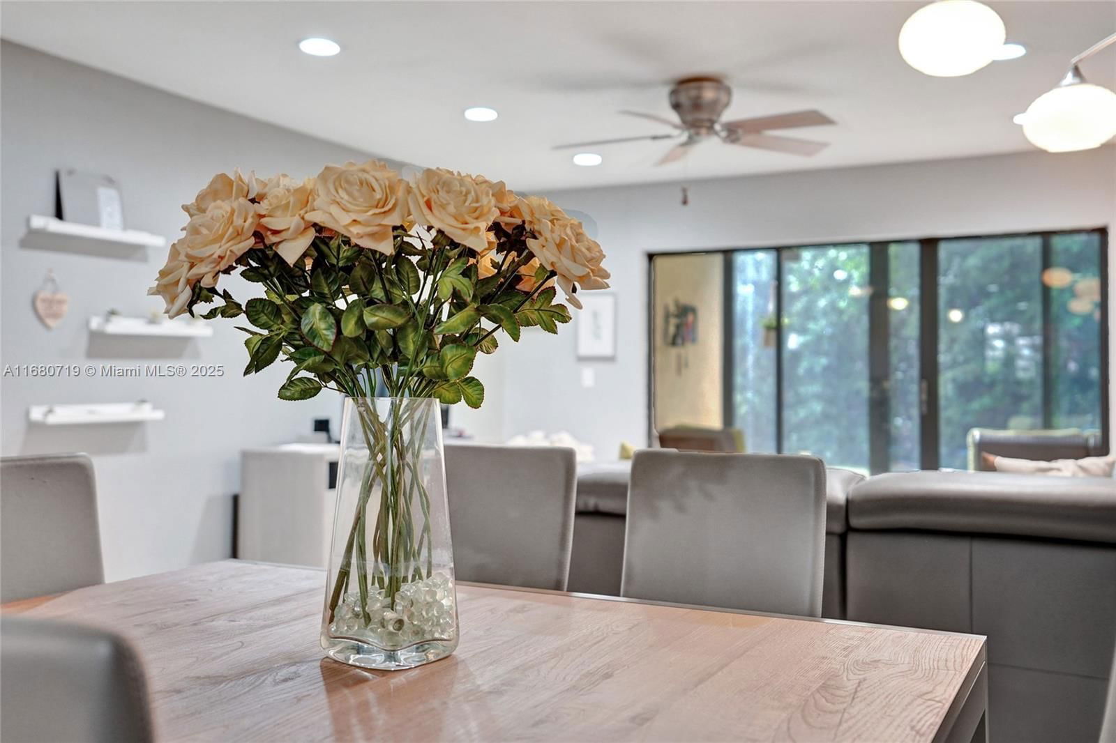 Real estate property located at 21362 Juego Cir #33G, Palm Beach, Boca Lago, Boca Raton, FL