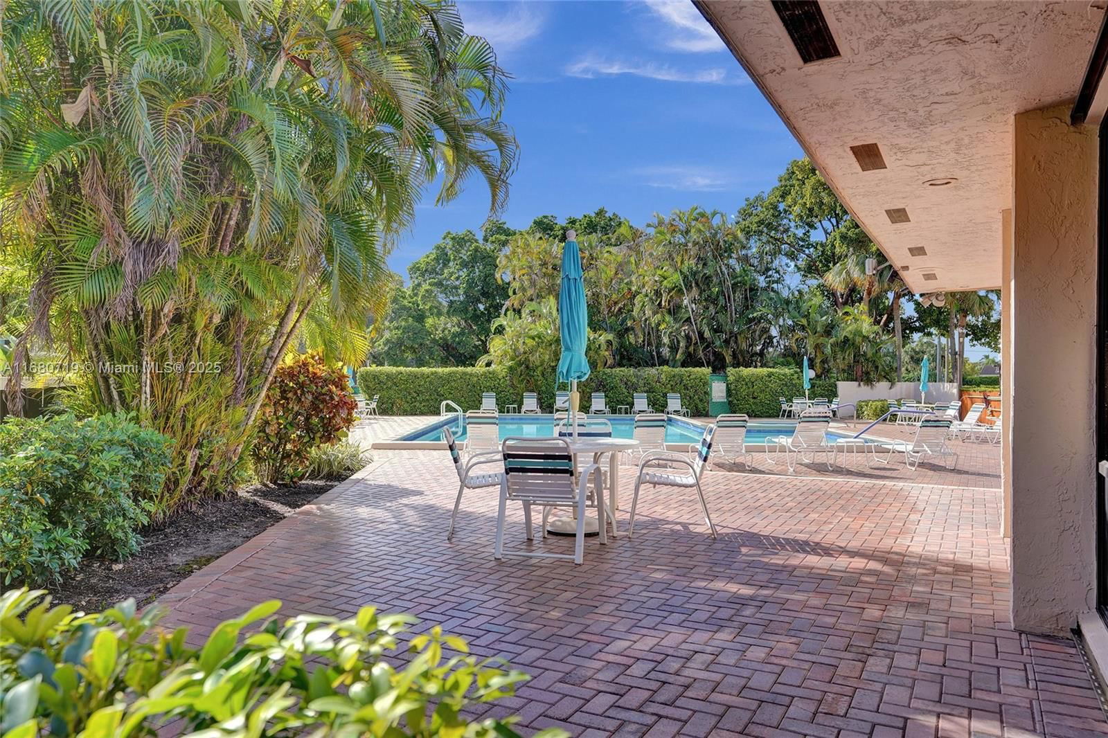 Real estate property located at 21362 Juego Cir #33G, Palm Beach, Boca Lago, Boca Raton, FL