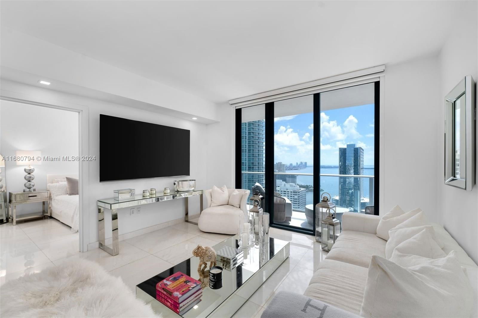 Real estate property located at 1010 Brickell Ave #3003, Miami-Dade, 1010 BRICKELL CONDO, Miami, FL