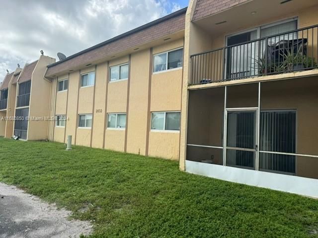 Real estate property located at 2832 55th Ave #1B, Broward, STONEBRIDGE GARDENS SECTI, Lauderhill, FL