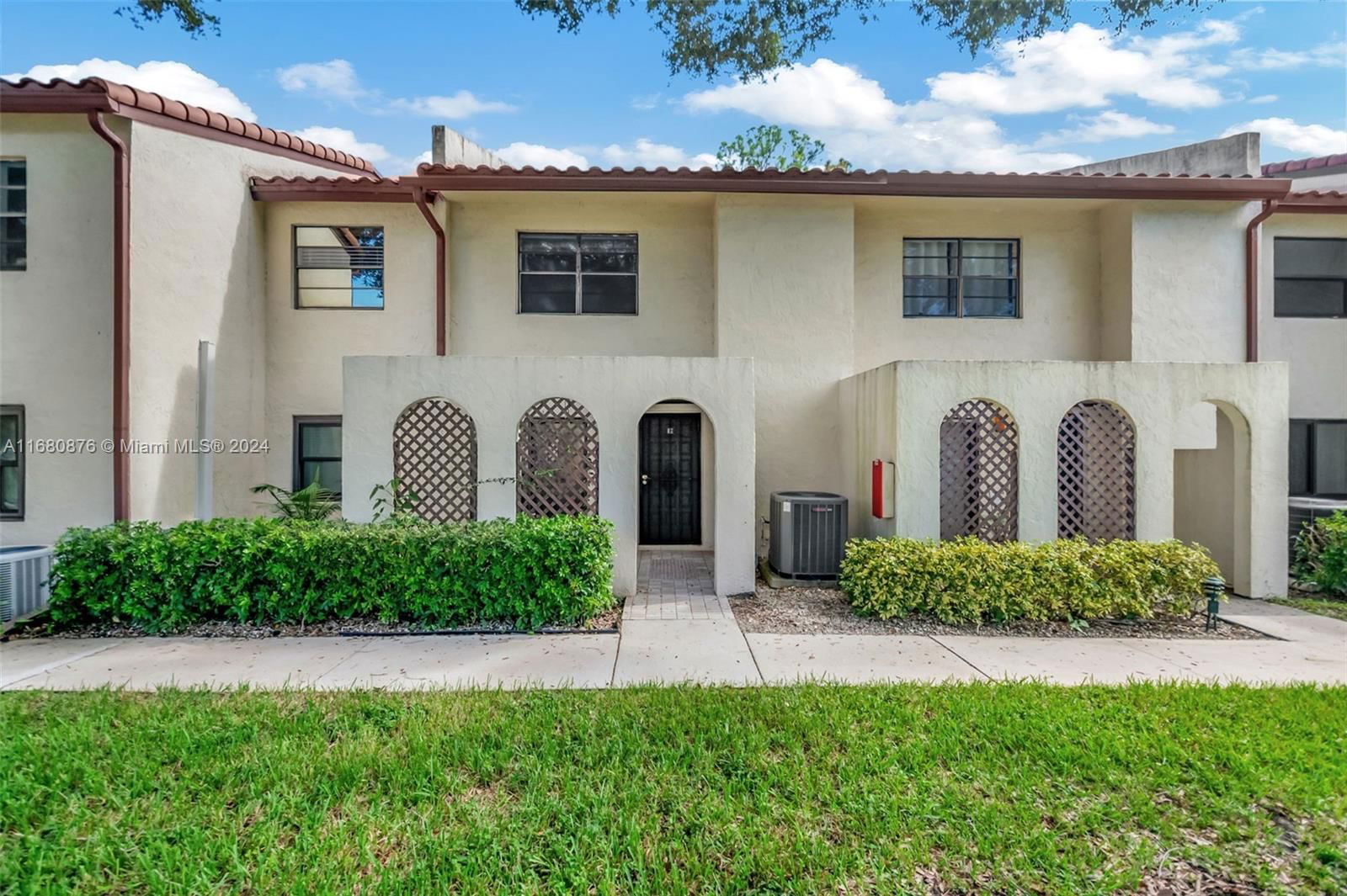 Real estate property located at 21864 Arriba Real #3-E, Palm Beach, GLADES OF BOCA LAGO CONDO, Boca Raton, FL