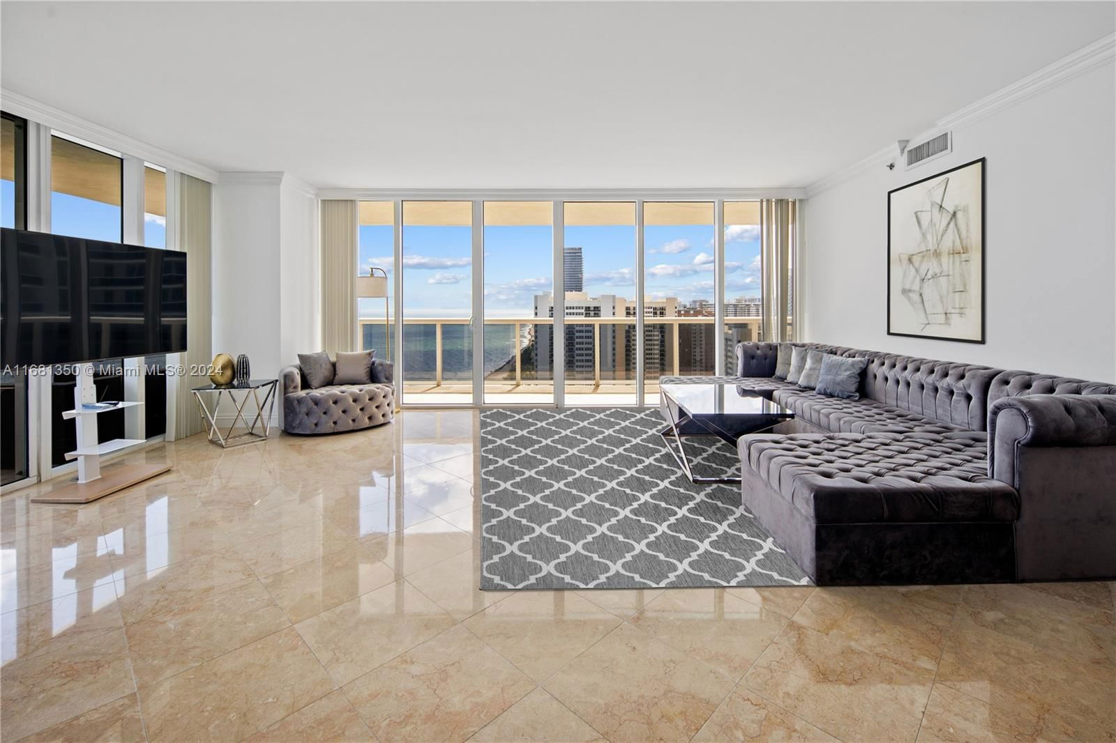 Real estate property located at 1830 Ocean Dr #2202, Broward, BEACH CLUB TWO CONDO, Hallandale Beach, FL