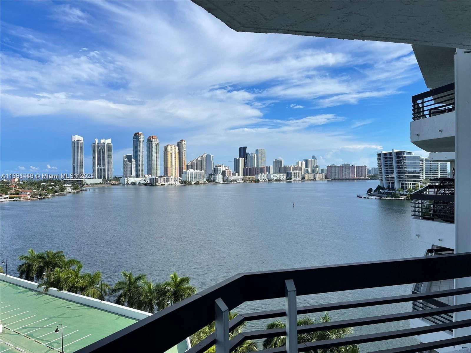 Real estate property located at 3530 MYSTIC POINTE DR #1213, Miami-Dade, MYSTIC POINTE TOWER 500 C, Aventura, FL