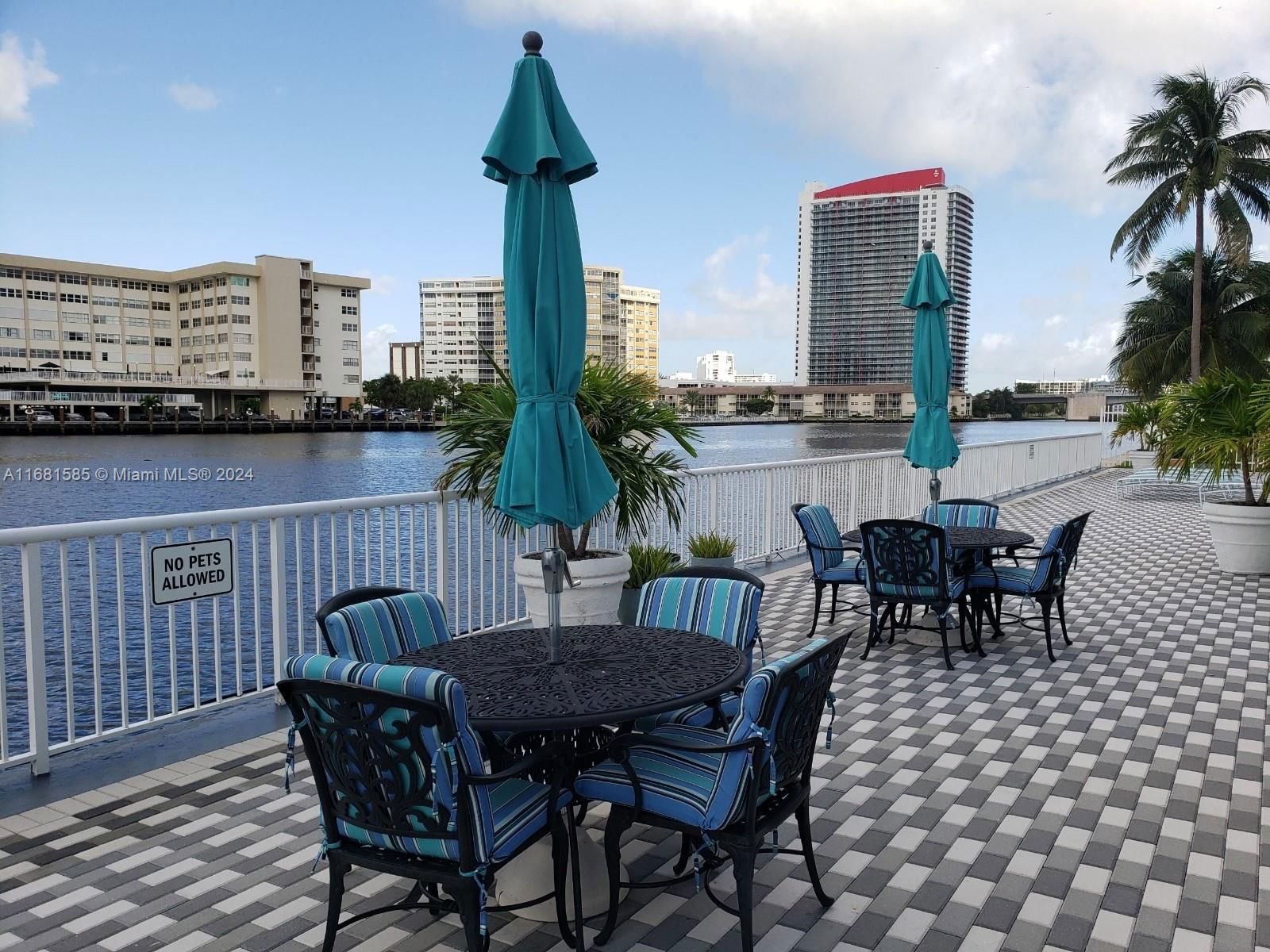 Real estate property located at 1913 Ocean Dr #422, Broward, Chelsea Bayview Condo, Hallandale Beach, FL