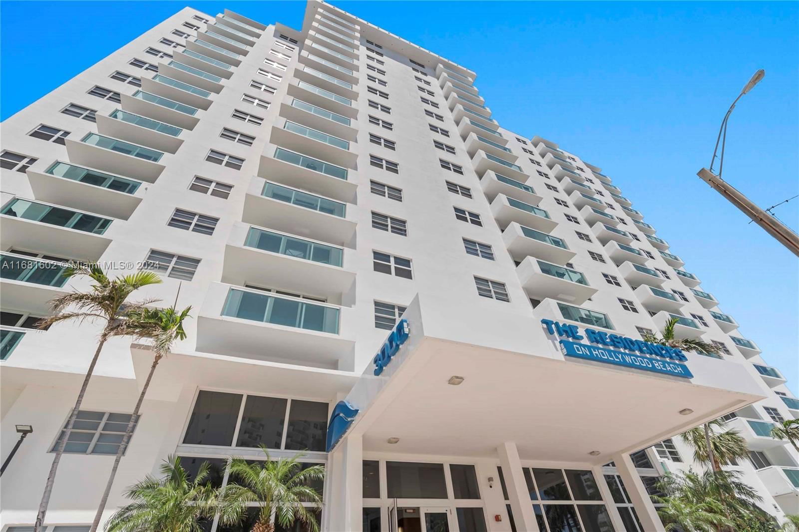 Real estate property located at 3000 Ocean Dr #802, Broward, RESIDENCES ON HOLLYWOOD B, Hollywood, FL