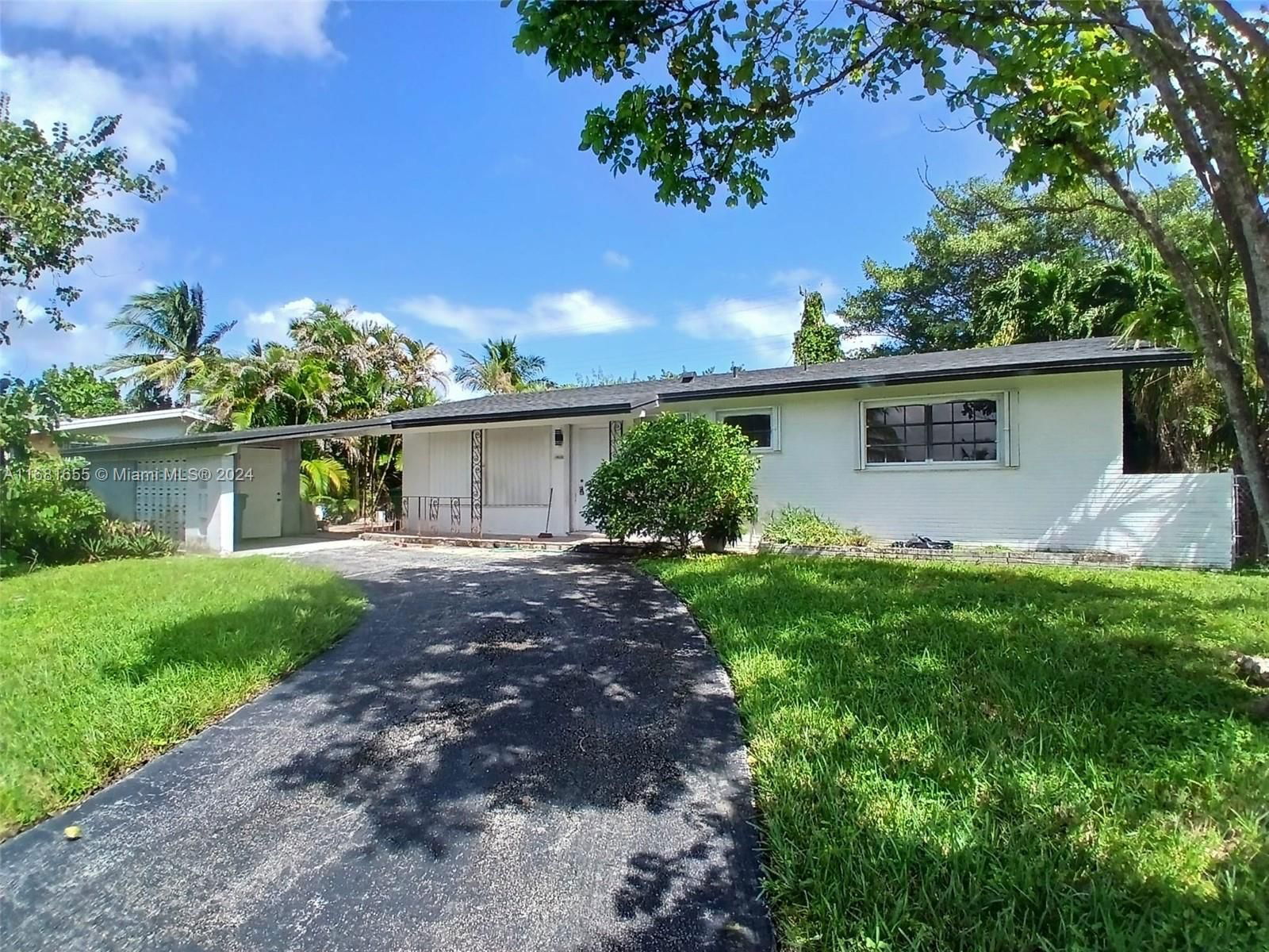 Real estate property located at 20205 114th Ct, Miami-Dade, SO MIAMI HEIGHTS ADDN J, Miami, FL